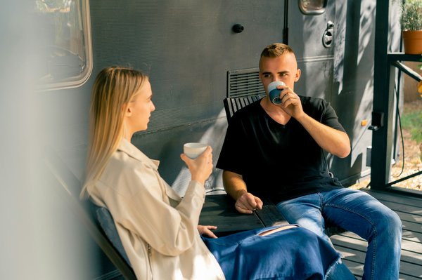 Can You Pull Off a Quirky Fascinator at a Casual UK Event?